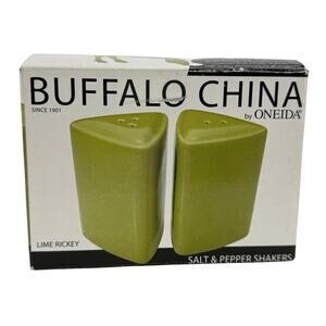 Oneida Buffalo China Green Ceramic Triangle Salt & Pepper Shakers Lime Rickey